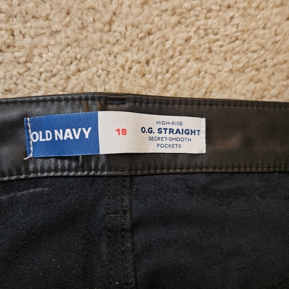Old Navy Black High-Rise O.G. Straight Pants Women's Size 18 Faux Leather - Picture 12 of 14